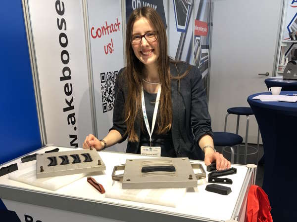 Sofie showing the full rubber end seal solutions for flexo printing